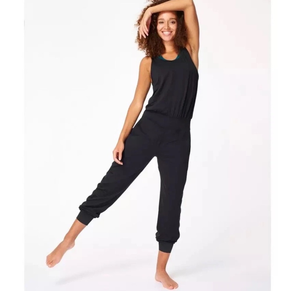 SWEATY BETTY Gary Sleeveless
Jumpsuit Black Size Medium‎